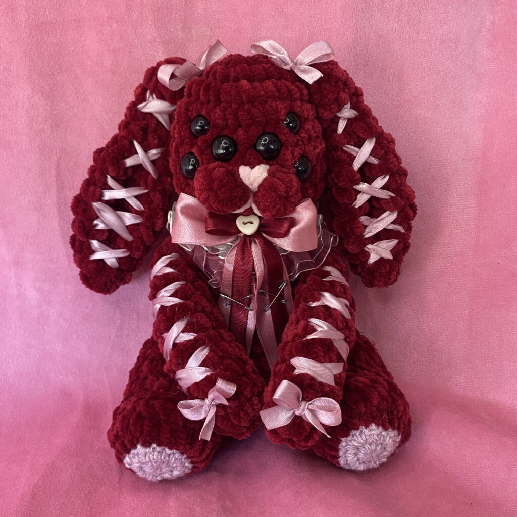 Angel 💜 | Amigurumi Conejito de Seis Ojos Hecho a Mano