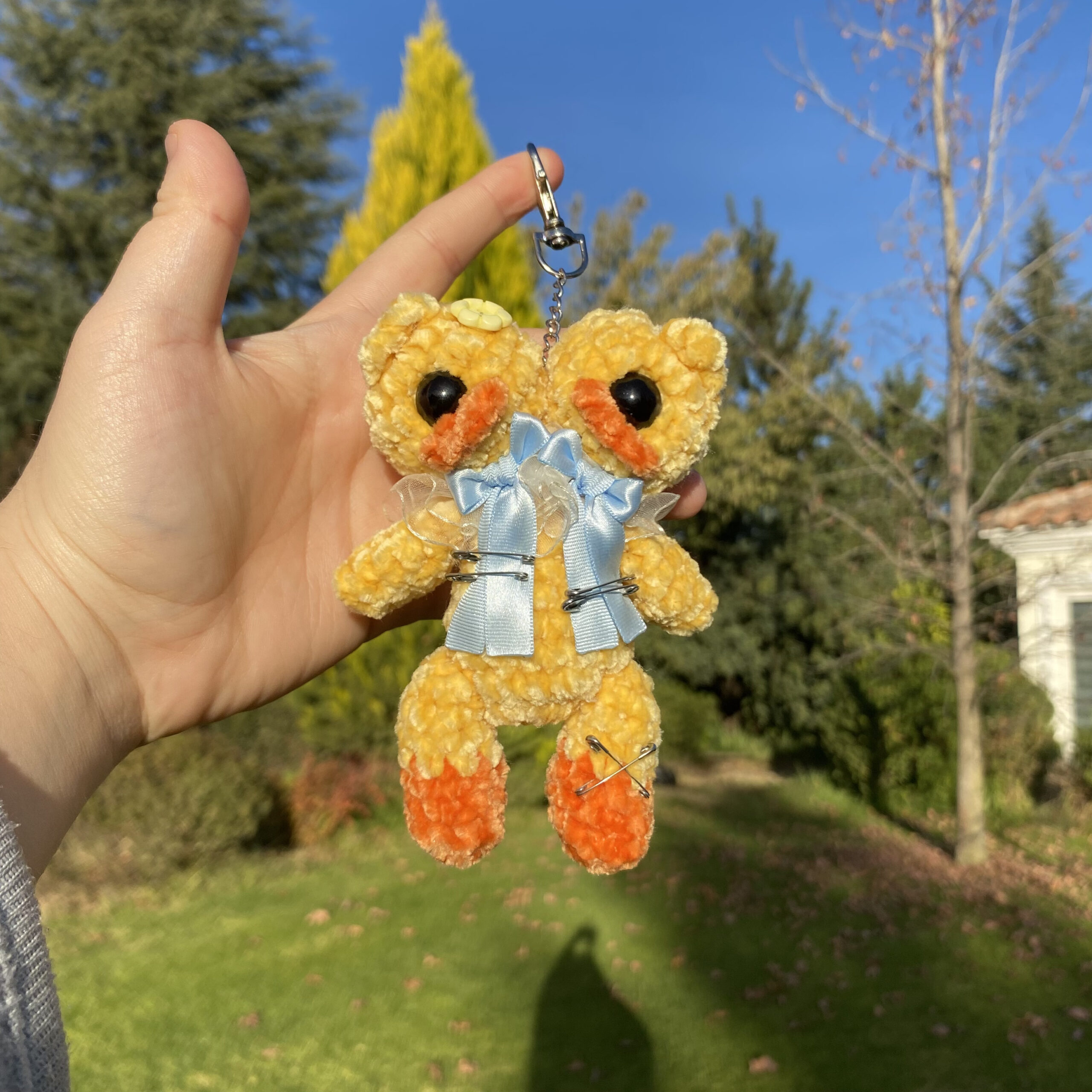 Lucky Doble 💜 | Llavero Amigurumi Patito de Dos Cabezas - Imagen 4