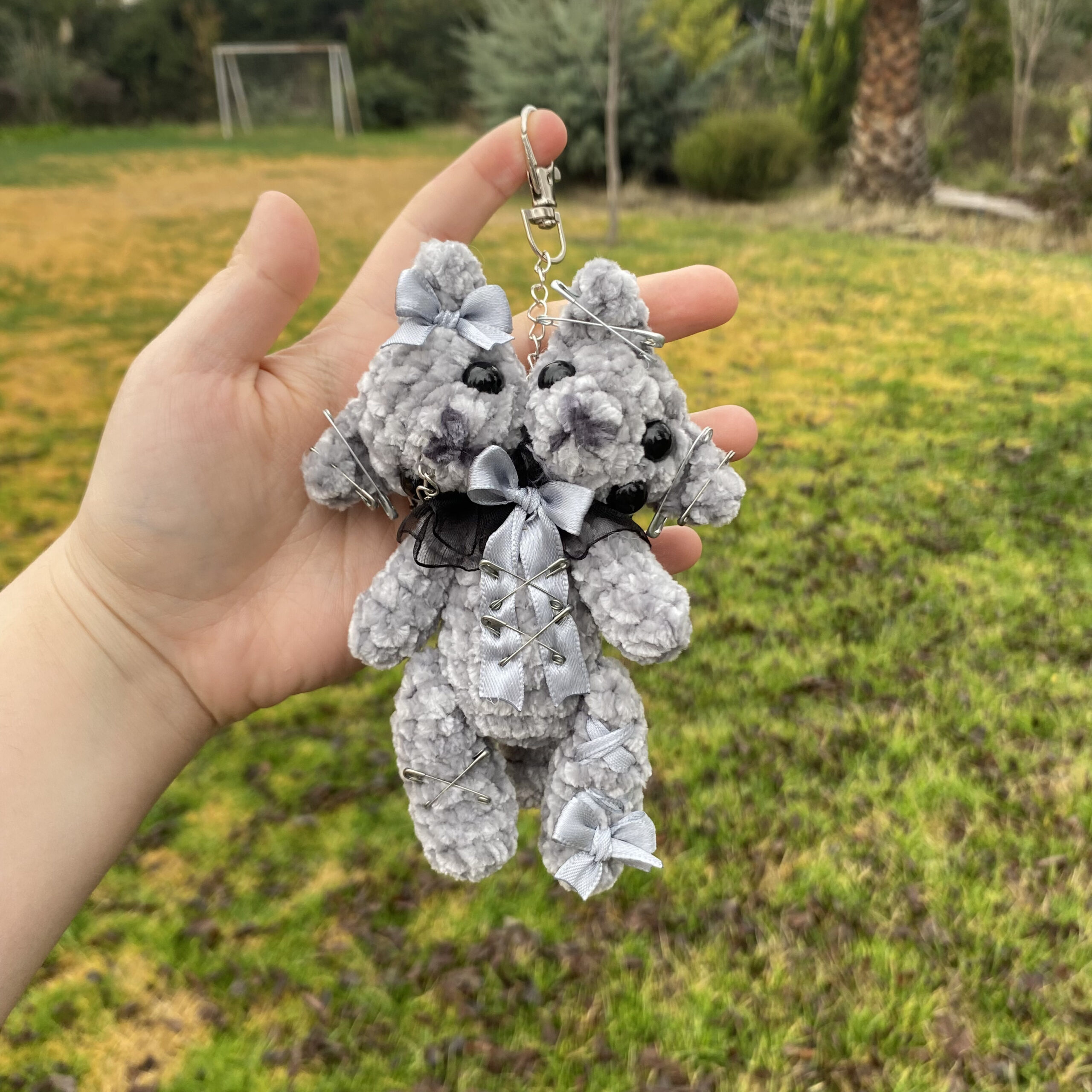 Gris y Plomito 💜 | Charm Amigurumi Gatitos de Dos Cabezas - Imagen 4