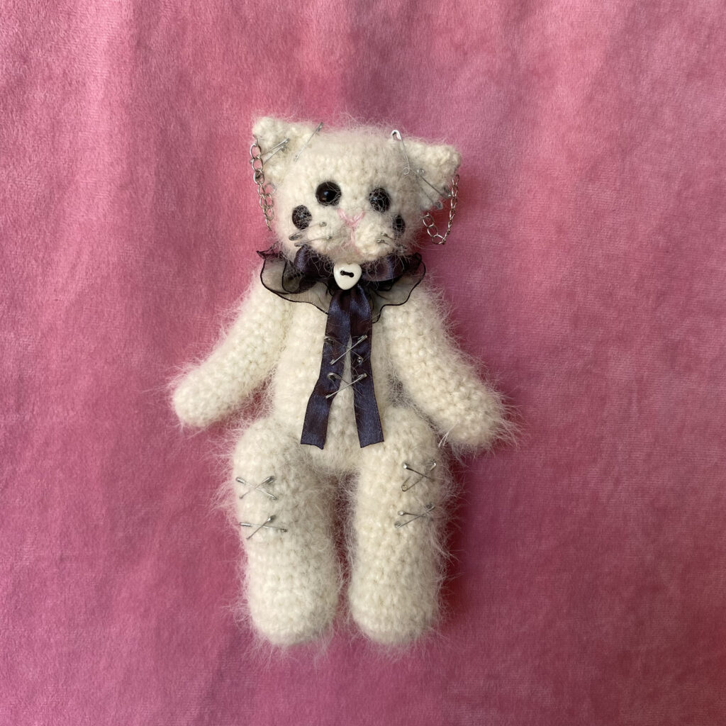 Cilia | Peluche Amigurumi de Gatita Blanca